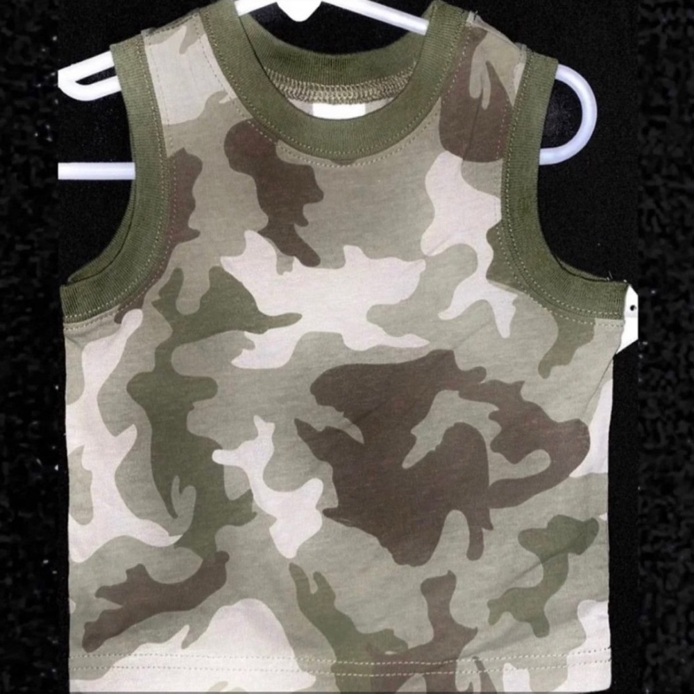 💞 New Baby & Toddler Boys Size 2T Green & Brown Camo Camouflage Muscle Tank Top